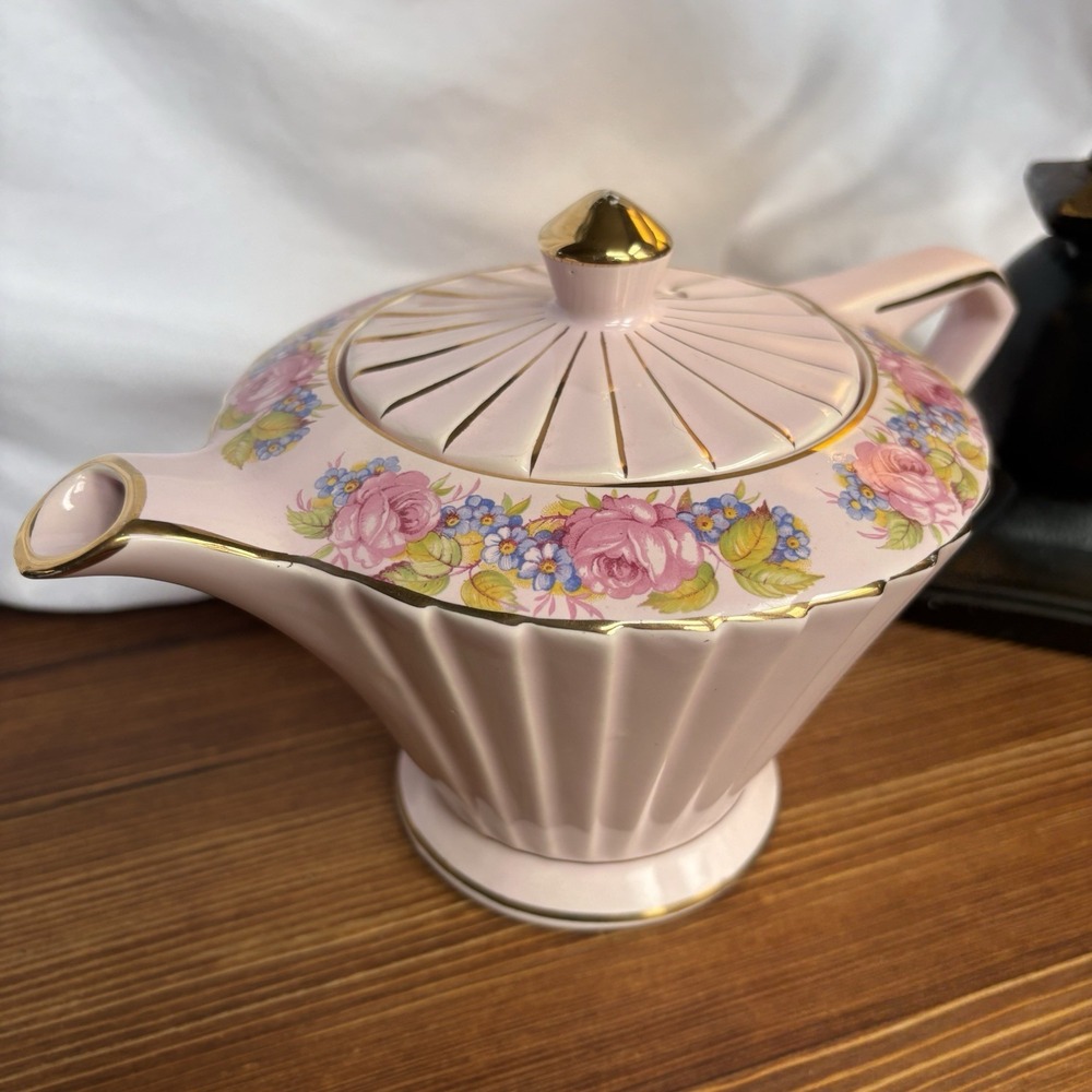 Vintage Sadler Pink Art Deco Teapot Starburst Floral Gold Gilt England 1940s